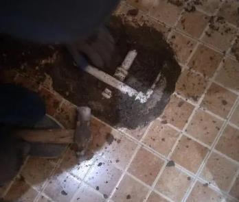 卫辉卫生间漏水维修公司为您分享下卫生间渗水如何处理及注意事项